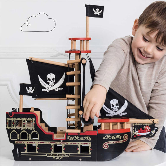 Barbarossa Pirate Ship & Characters