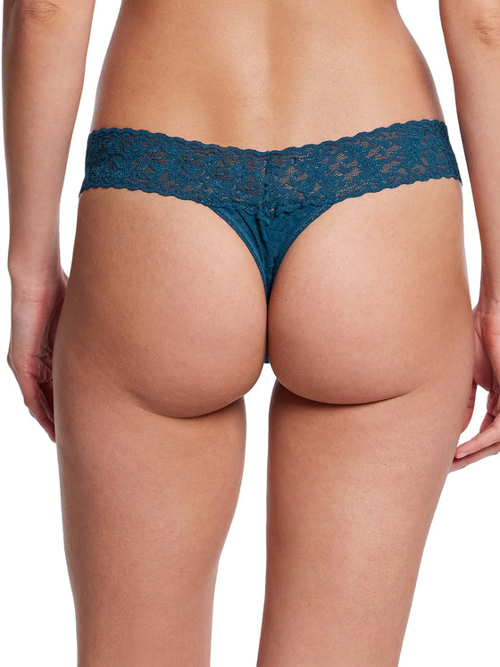 Signature Lace Low Rise Thong