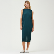  Pleated Midi Dress