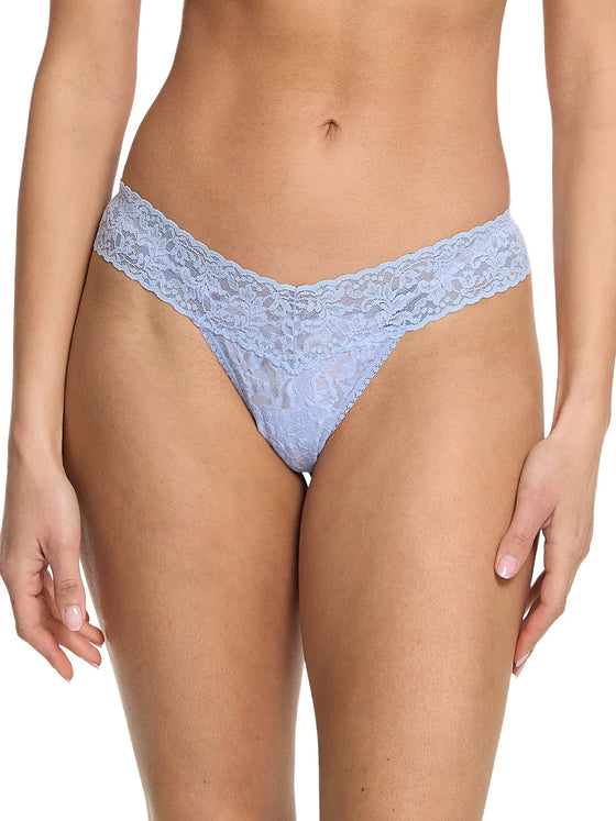 Signature Lace Low Rise Thong