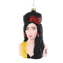  Amy Winehouse Ornament