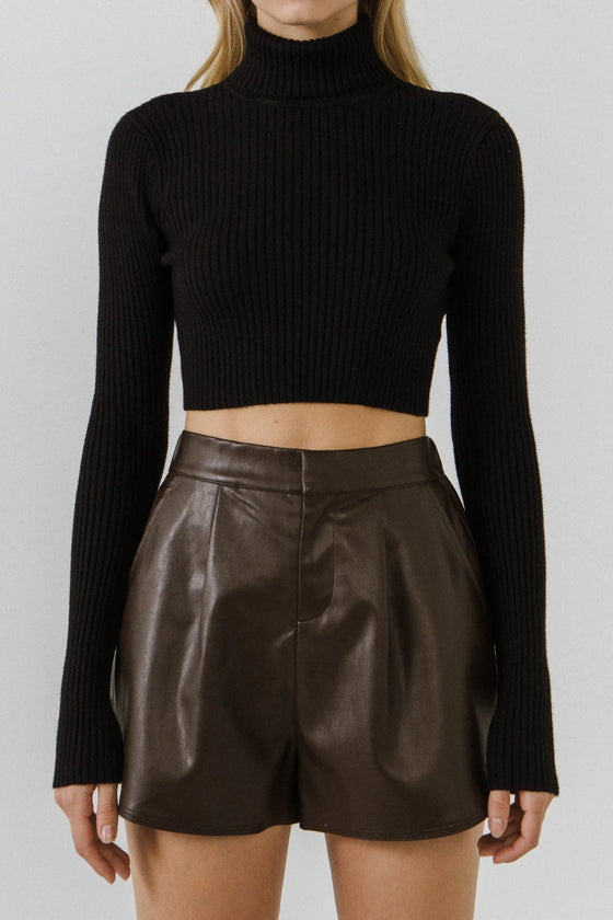 Cropped Long Sleeve Sweater in Black