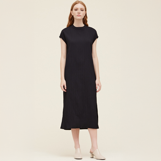 Pleated Cap Sleeve Straight Midi Dress