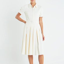  Pleated Collared Midi Dress