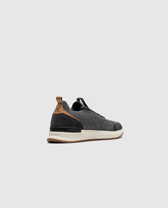 Gunn-Runner Flow Sneaker